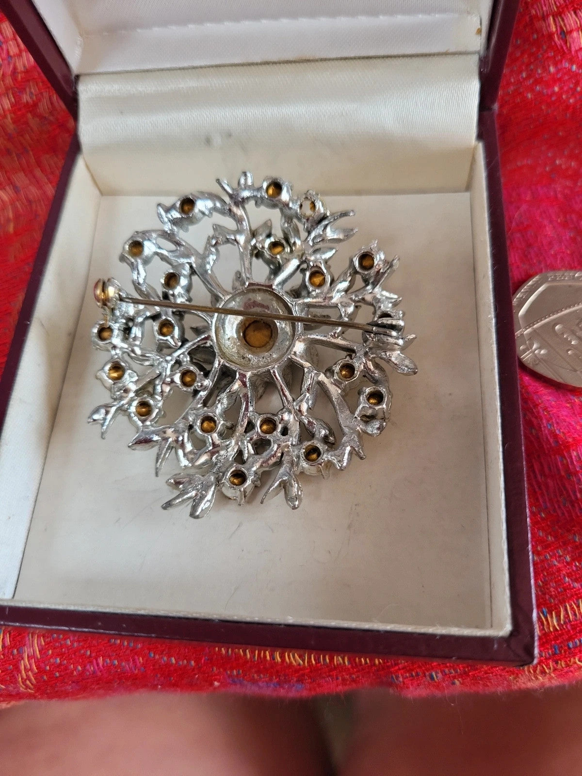 Outstandingly beautiful vintage brooch