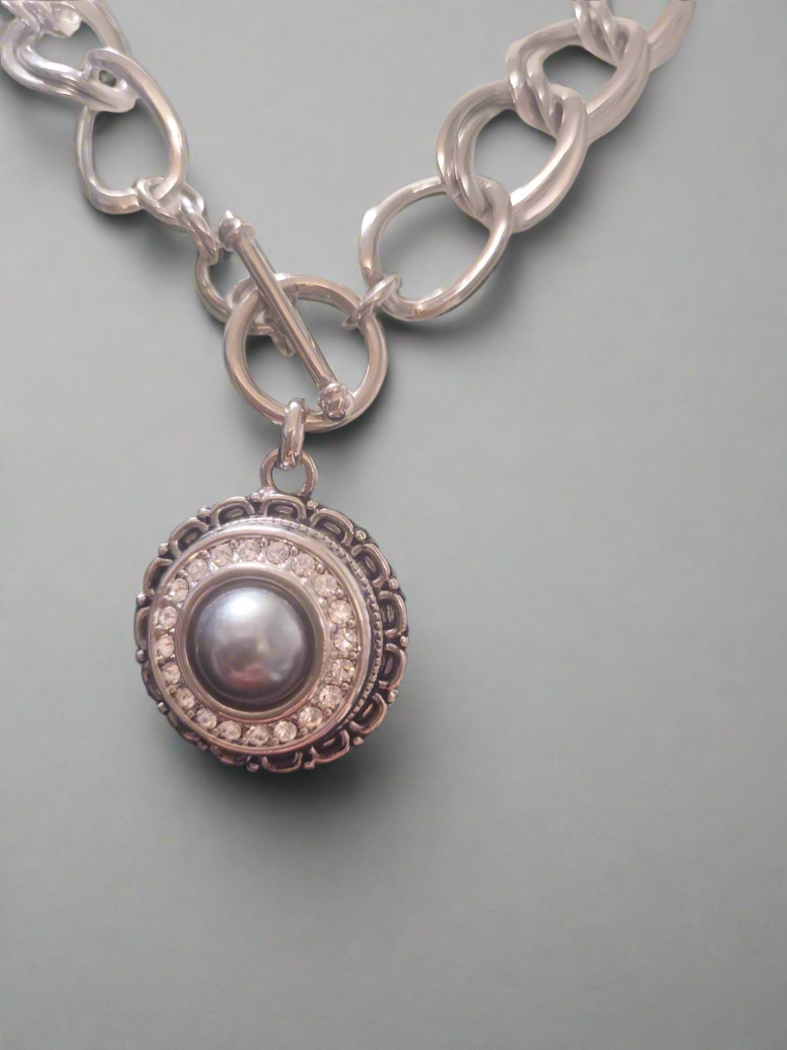 T bar necklace