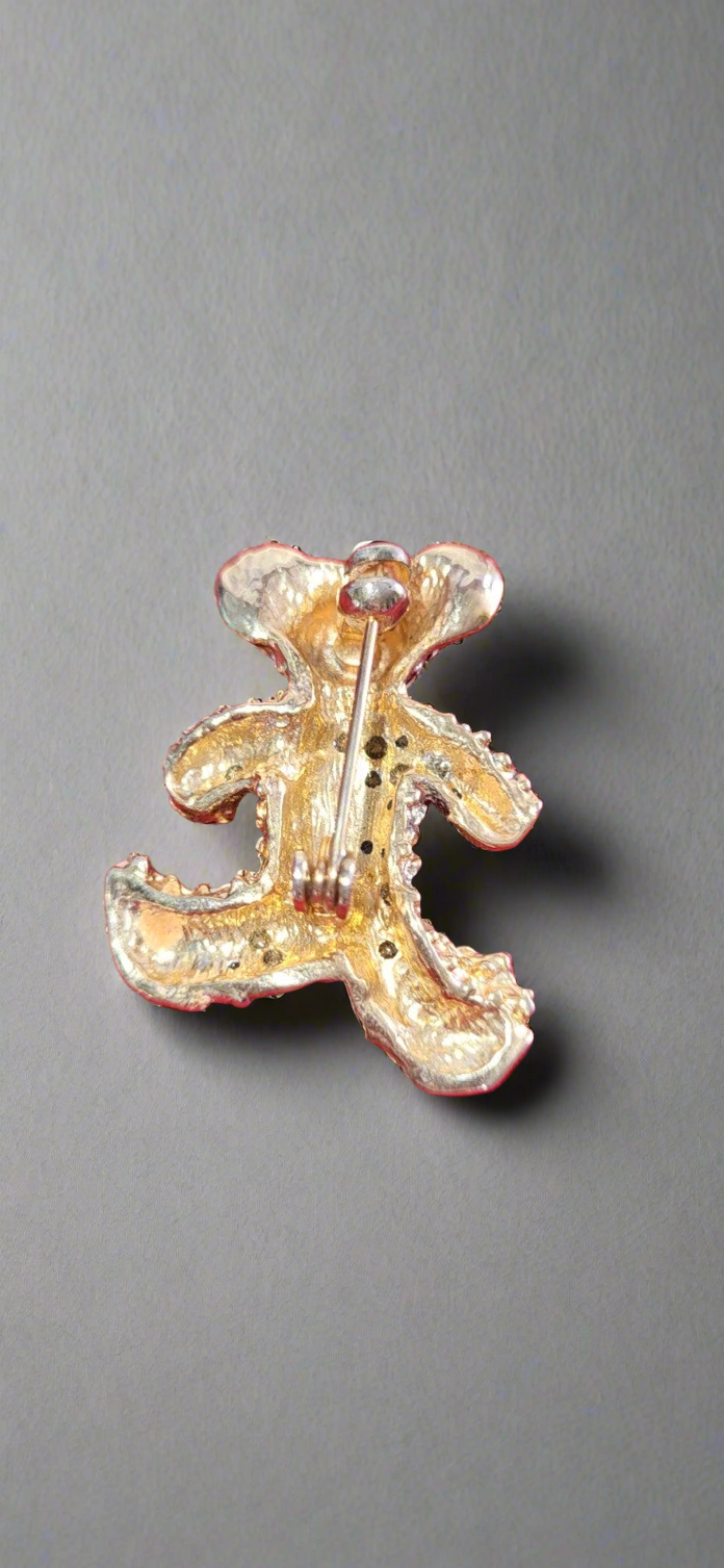 Bear brooch
