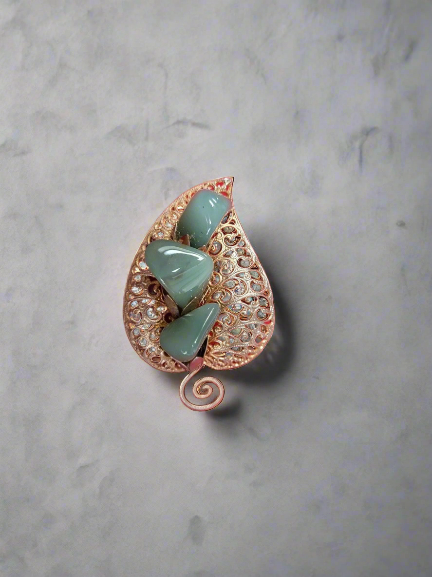 Art deco brooch with beautiful jade colour stones