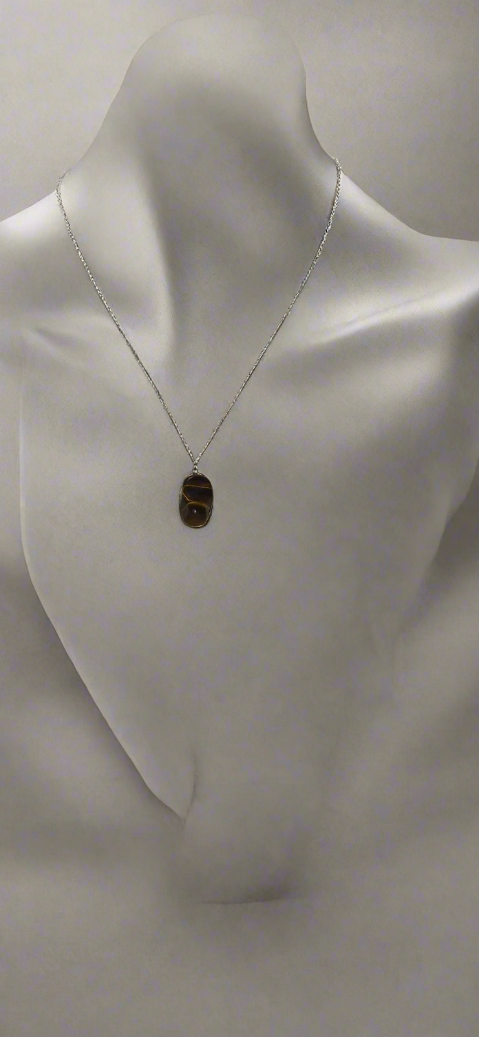 tigers eye pendant and necklace