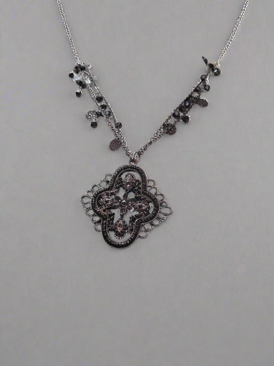 Gothic chocker