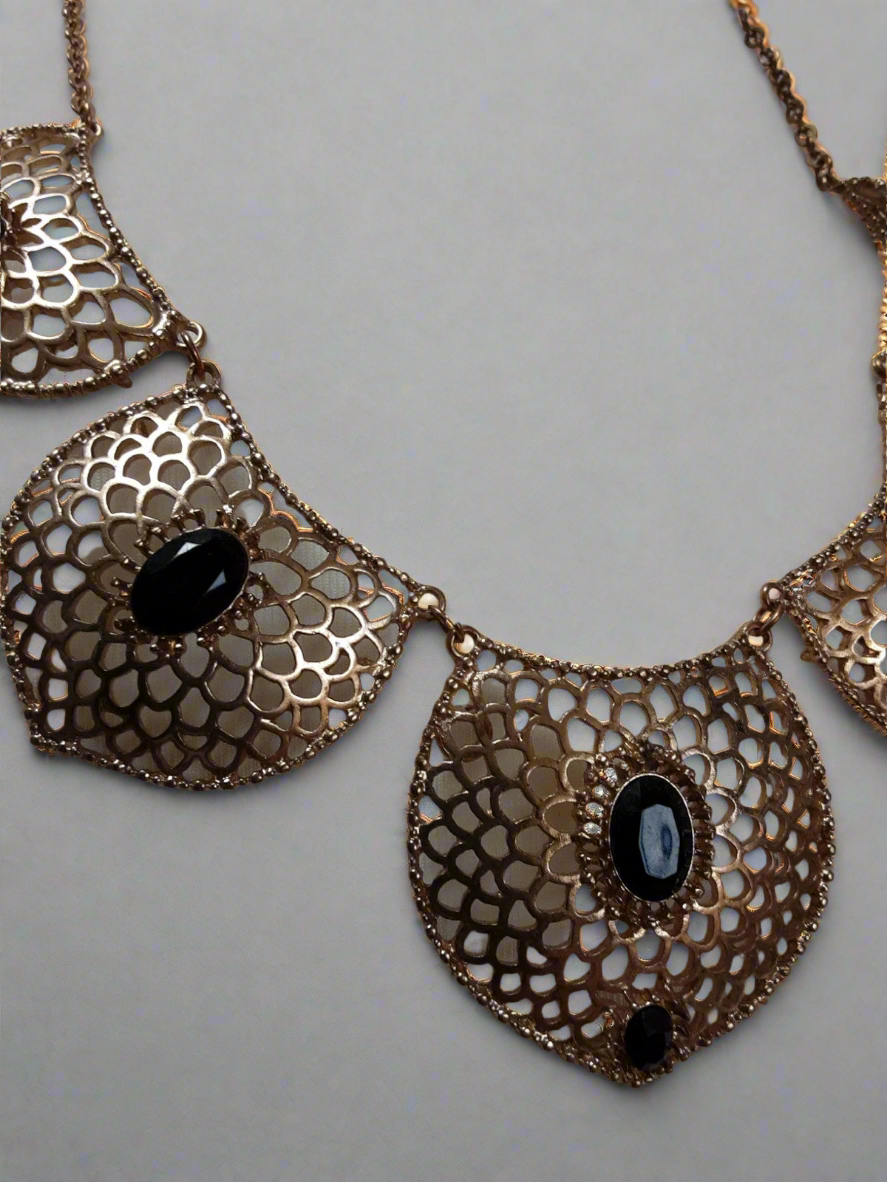 Beautiful coppertone ethnic style necklace