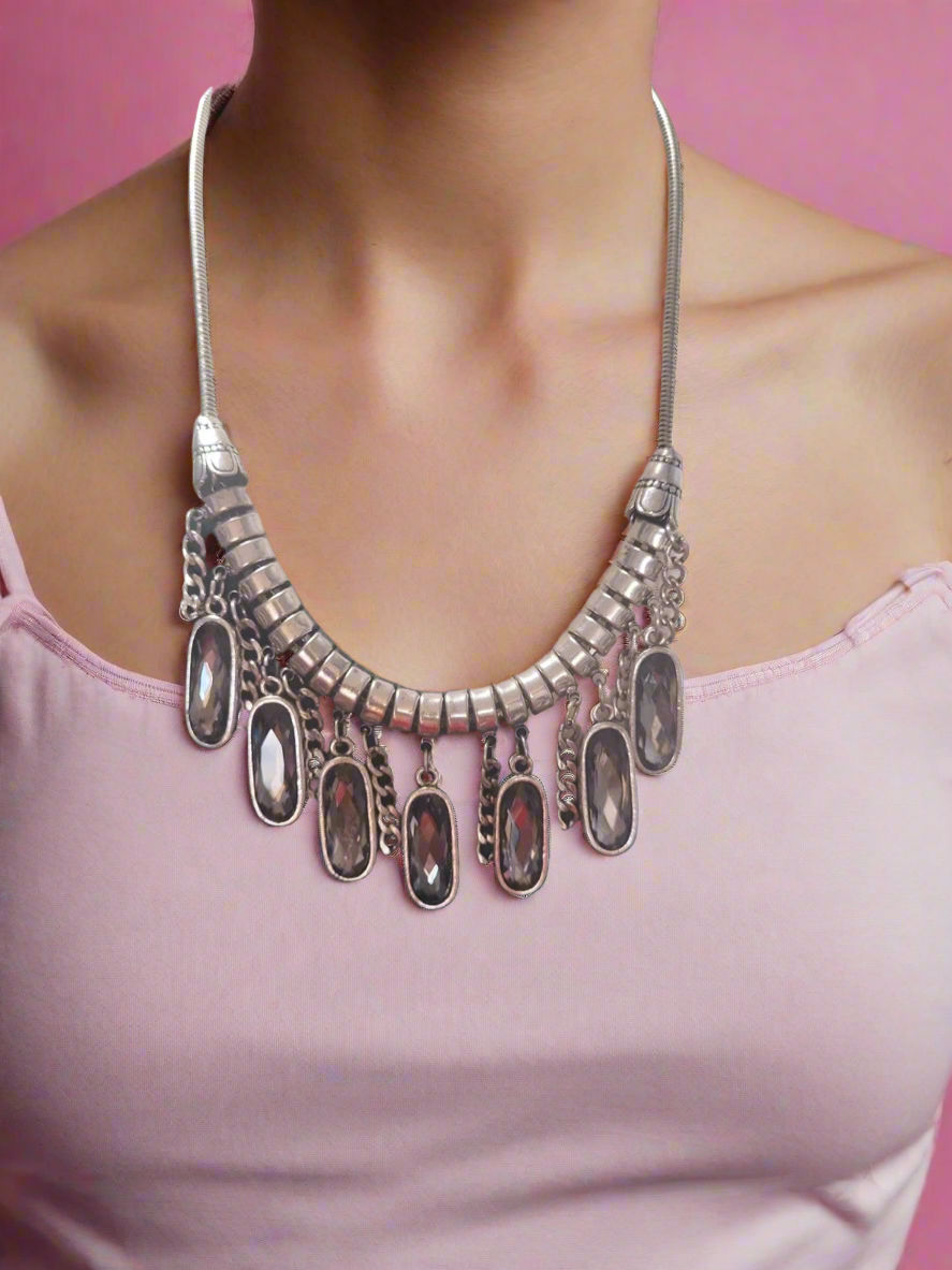 Statement necklace