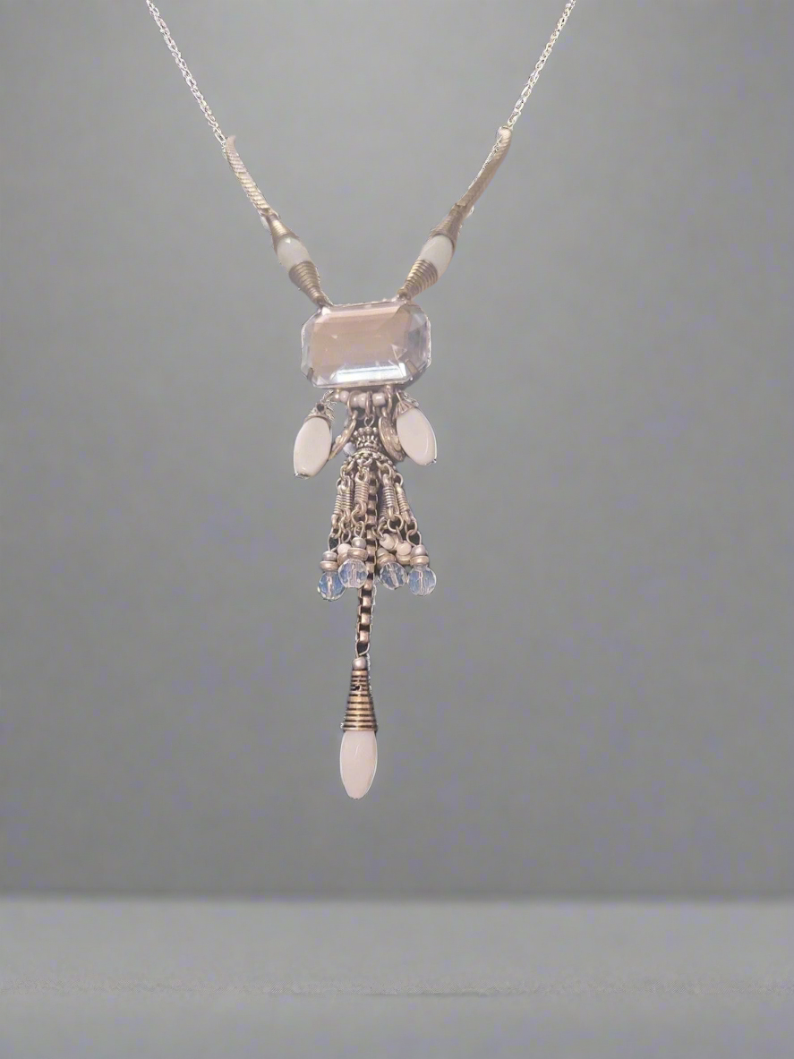 Statement necklace