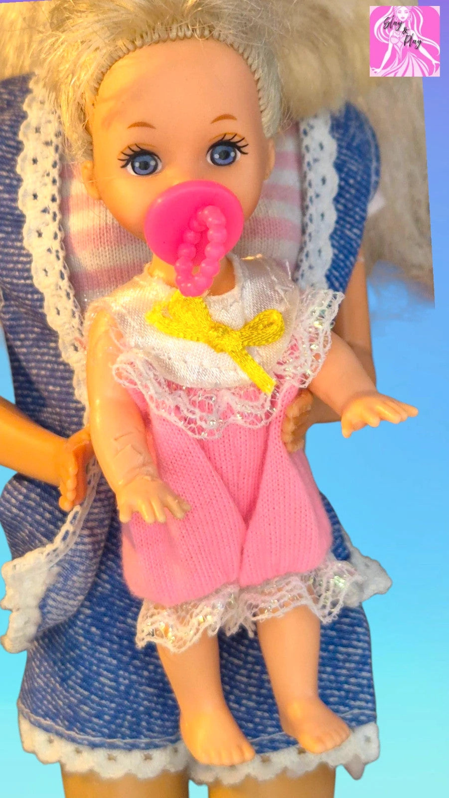1995 strollin fun Barbie and Shelly