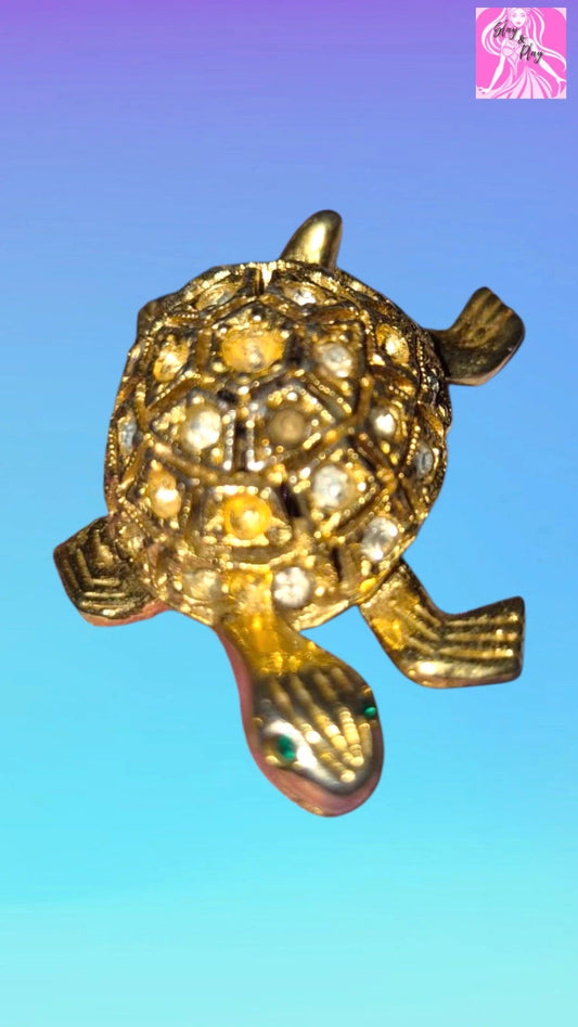 Turtle brooch