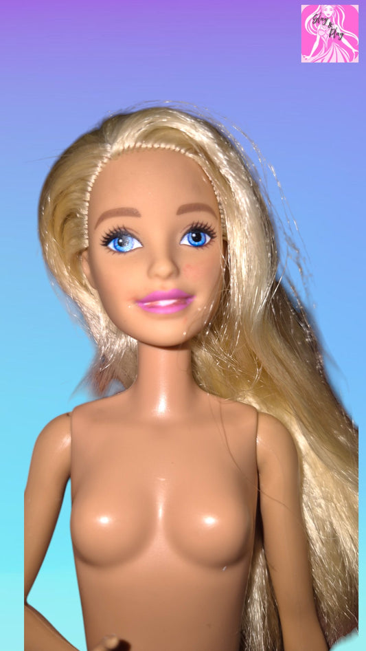 2019 Travel Barbie