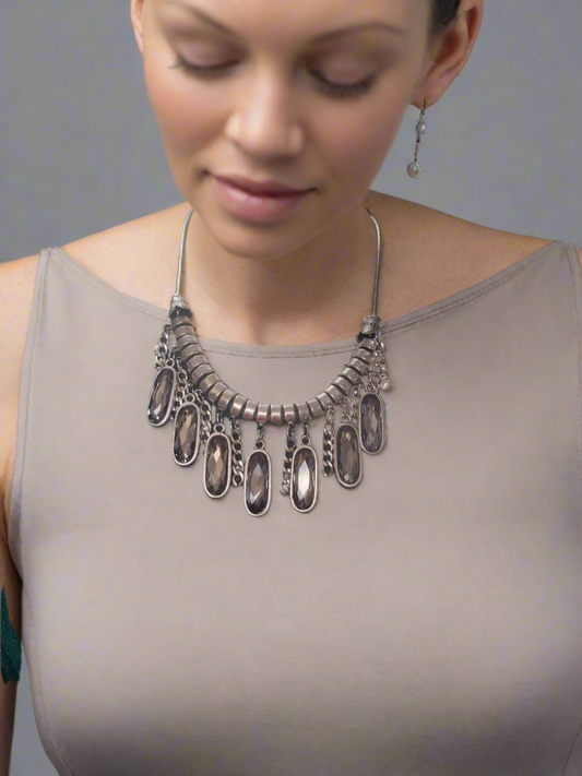 Statement necklace