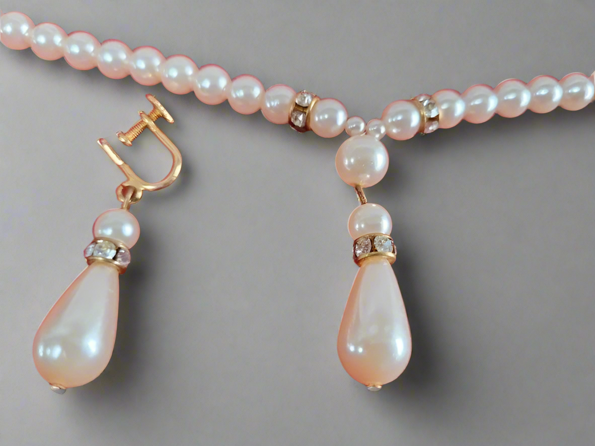 Faux Pearl set