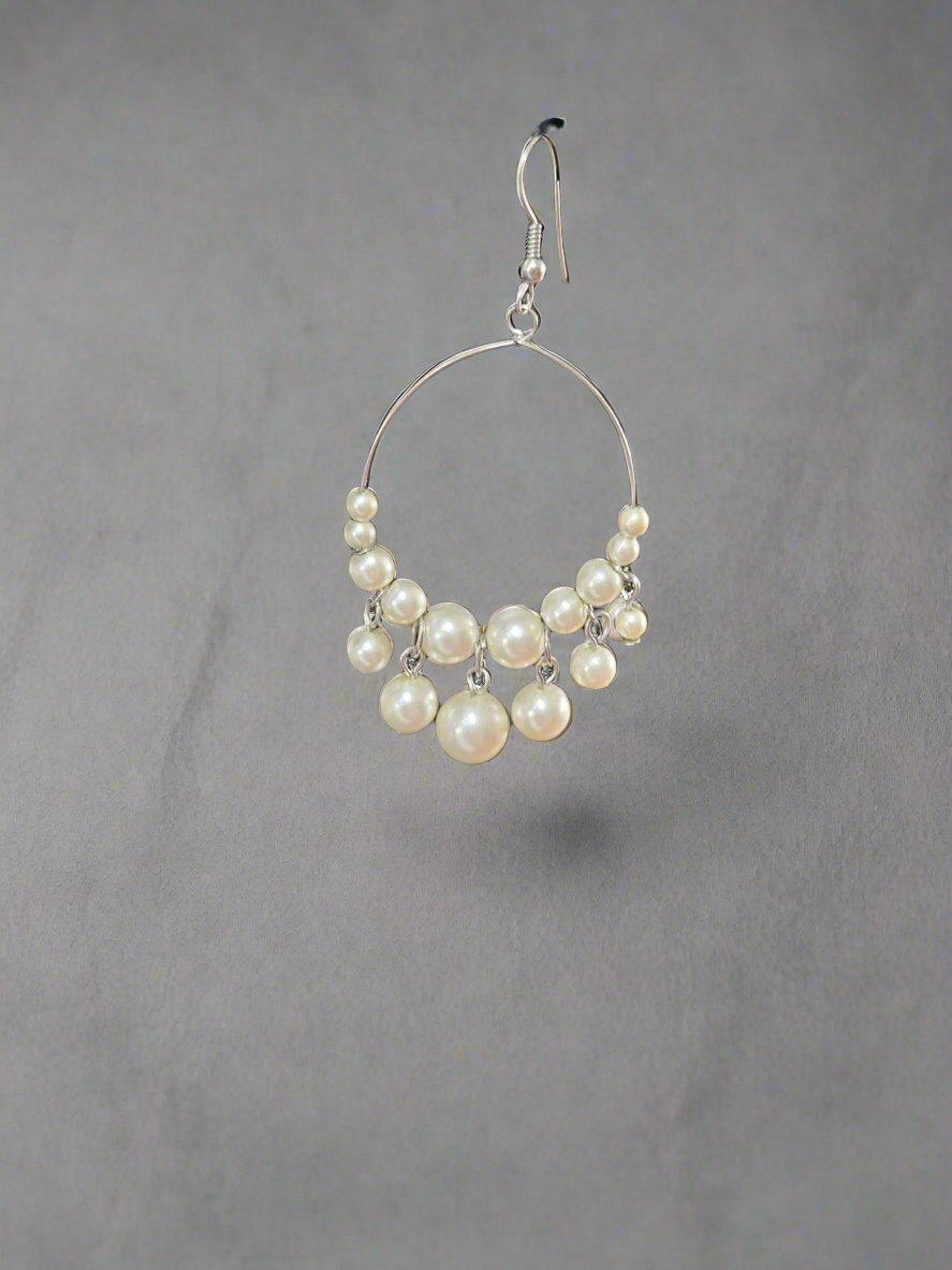 Faux pearls retro earrings