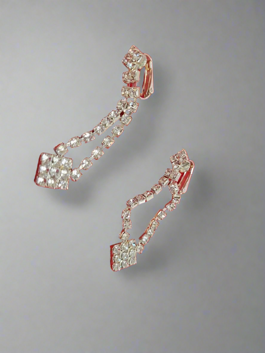 Glamorous sparkling clip on vintage earrings