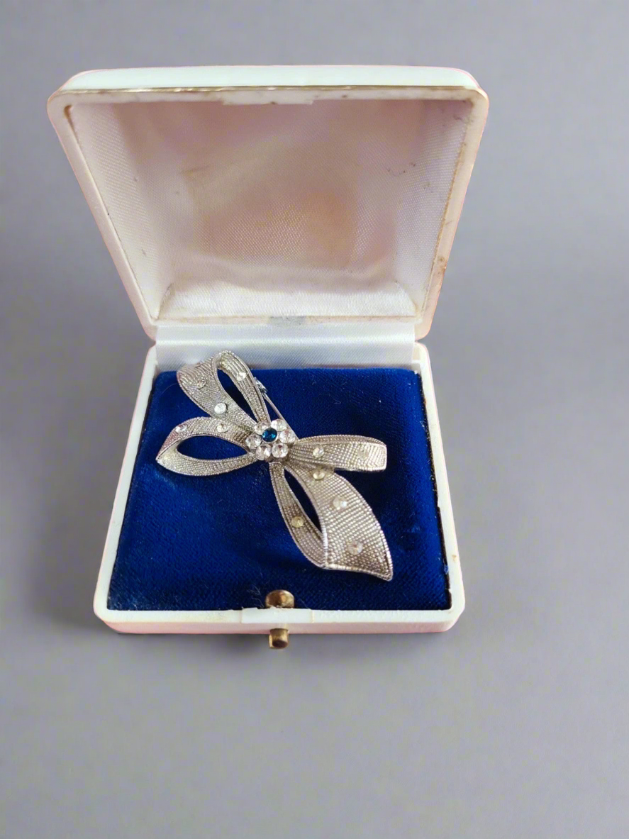 Vintage brooch